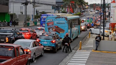 Editorial: Costoso sistema de transporte