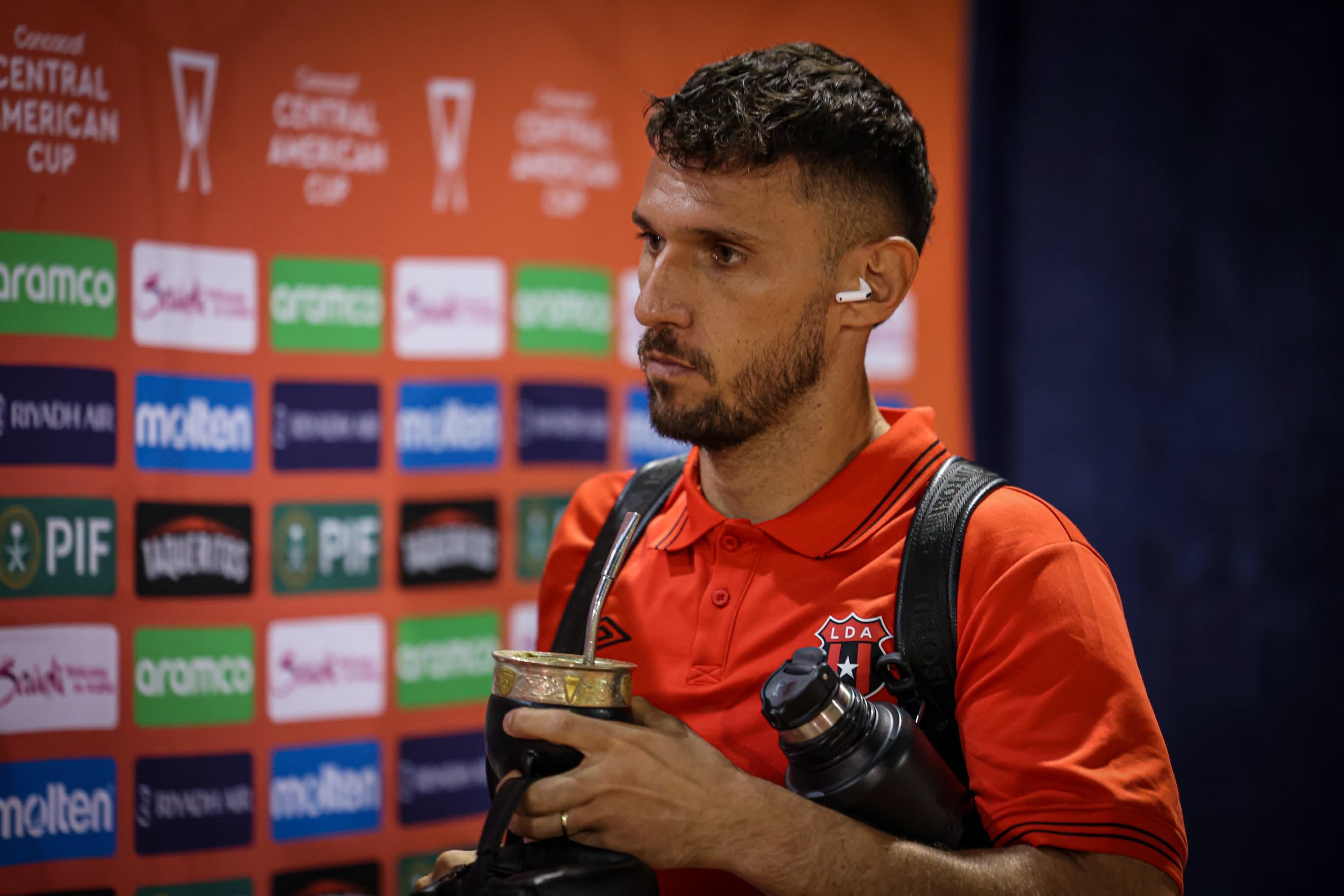 Washington Ortega mostró mucha autocrítica tras la derrota de Liga Deportiva Alajuelense contra Firpo en El Salvador, en la Copa Centroamericana.
