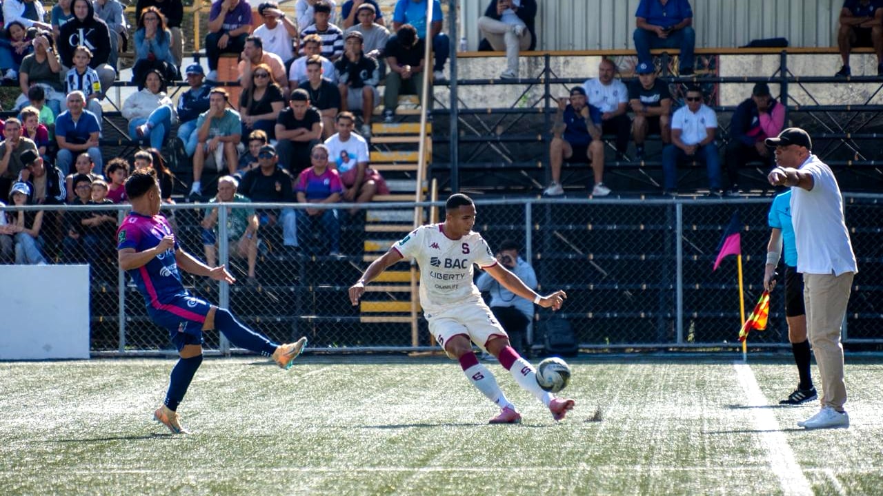 Guadalupe enfrento a Saprissa en el Colleya Fonseca