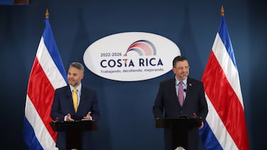 Bajan reacciones positivas sobre Rodrigo Chaves en redes y suben las negativas