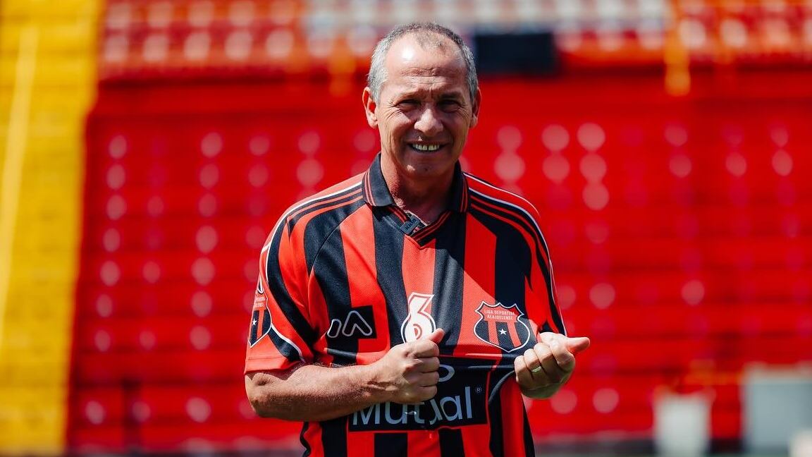 Wílmer López quiere que el día del evento del retiro de la camisa 6, el Morera Soto esté a reventar.