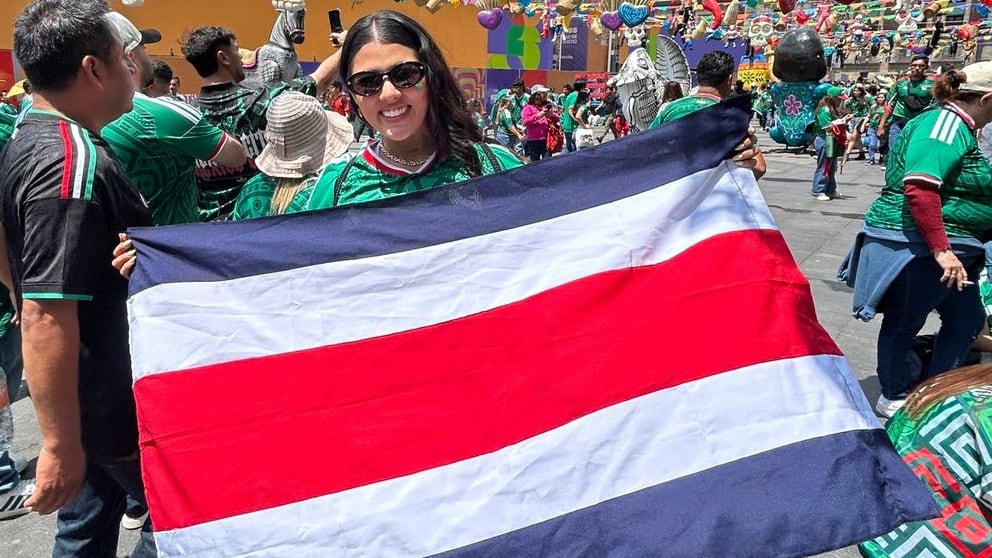 La influencer costarricense, Fabiola Méndez, nos contó los momentos de terror que vivió en el Fan Fest de Ciudad de México antes del partido inaugural del mundial