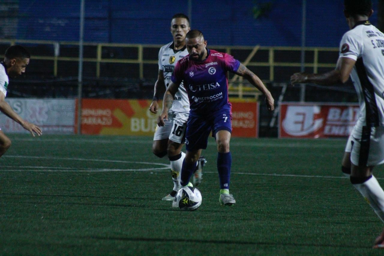 John Jairo Ruiz marcó contra Liberia