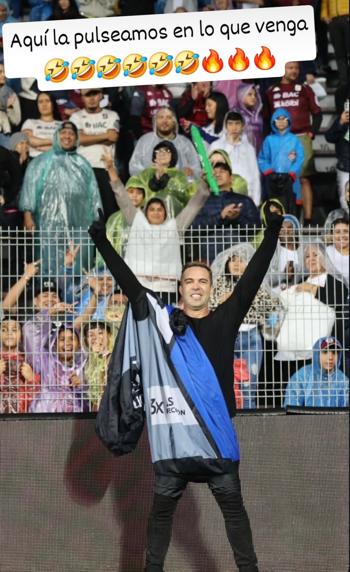 Ítalo Marenco la pasó bien en la carrera de botargas.