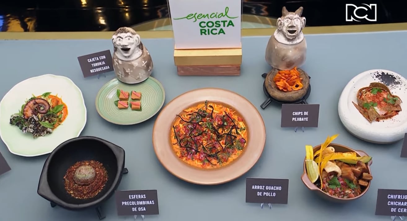 Las celebridades de 'Masterchef Celebrity Colombia' prepararon platillos tradicionales como chifrijo, caldosa y chips de pejibaye.