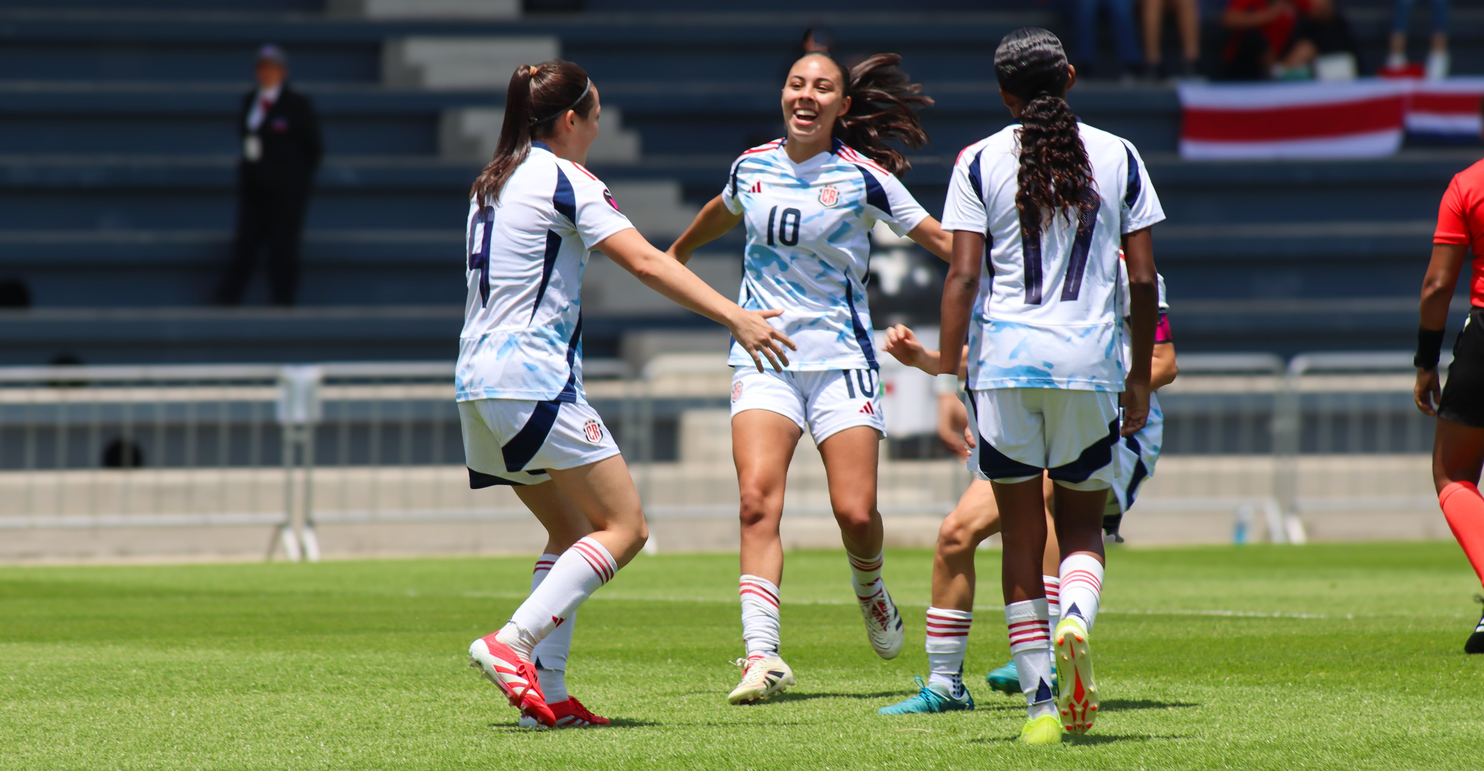Costa Rica Sub 17 femenino contra Haiti