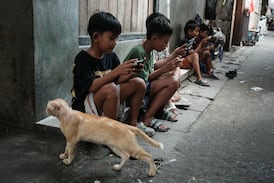 Indonesia prohíbe el uso de redes sociales a menores de 16 años