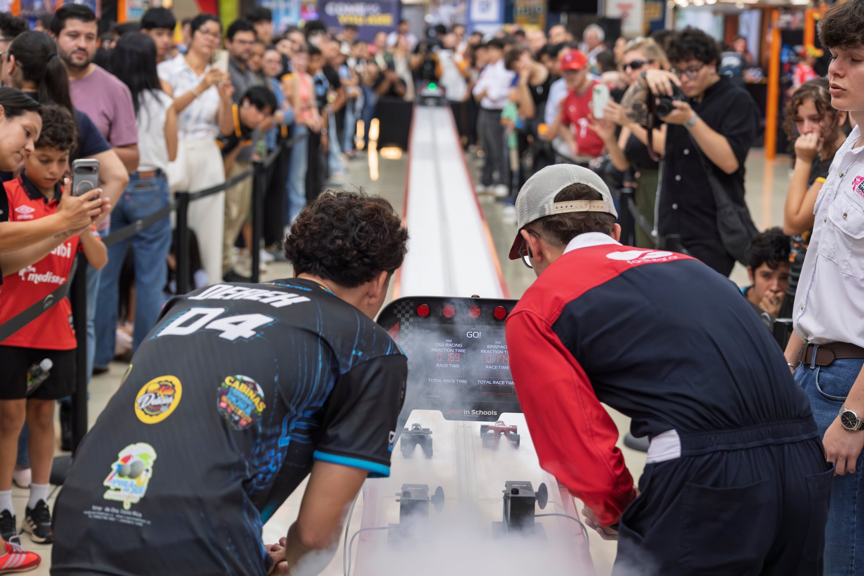 24/05/2026, San José, Lincoln Plaza, Stem Racing Costa Rica, competencia de colegios de varias zonas del país.