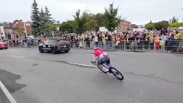 Así fue la impactante caída de ciclista costarricense en el Mundial de Canadá (video)