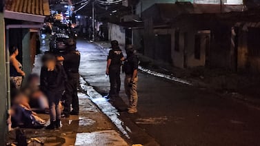 OIJ detiene a cuatro menores en allanamientos por tráfico de drogas, amenazas y extorsiones en Purral