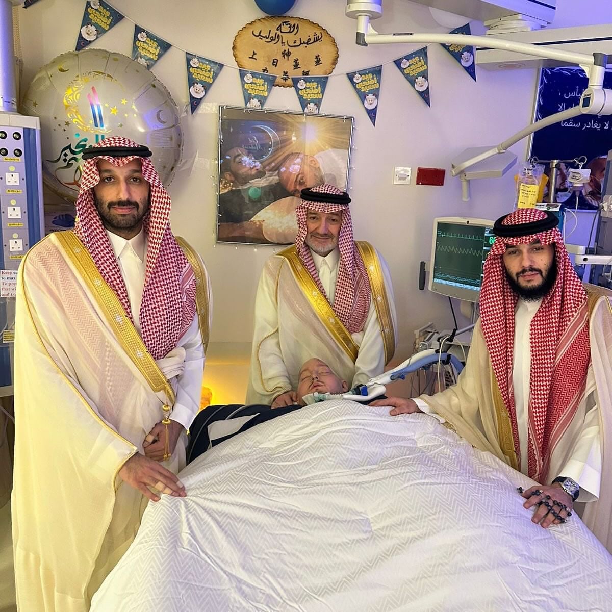 El príncipe Alwaleed bin Khaled bin Talal, quien tenía 20 años de permanecer en coma falleció este sábado. Fotos tomadas de X.