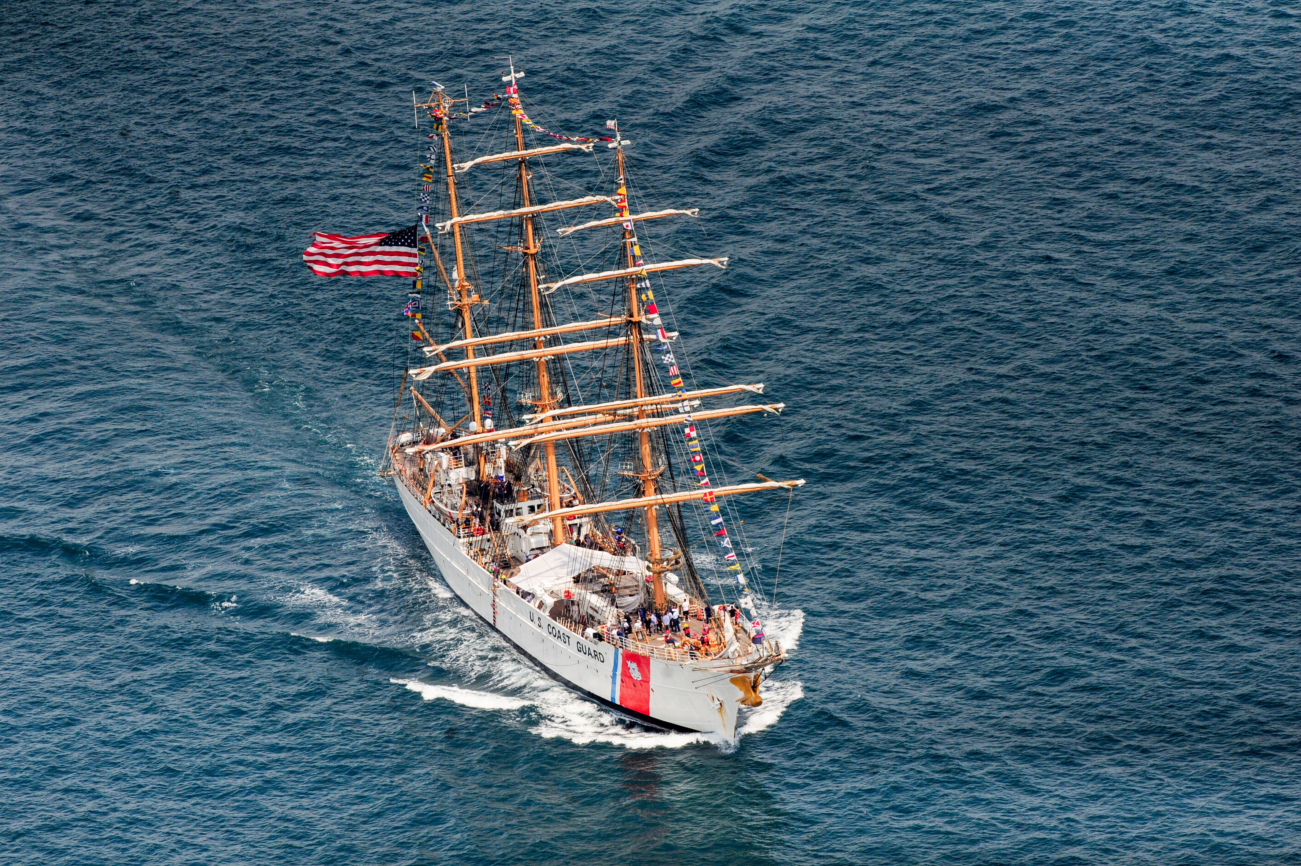 Sobrevuelo en Helicópteros UH-1