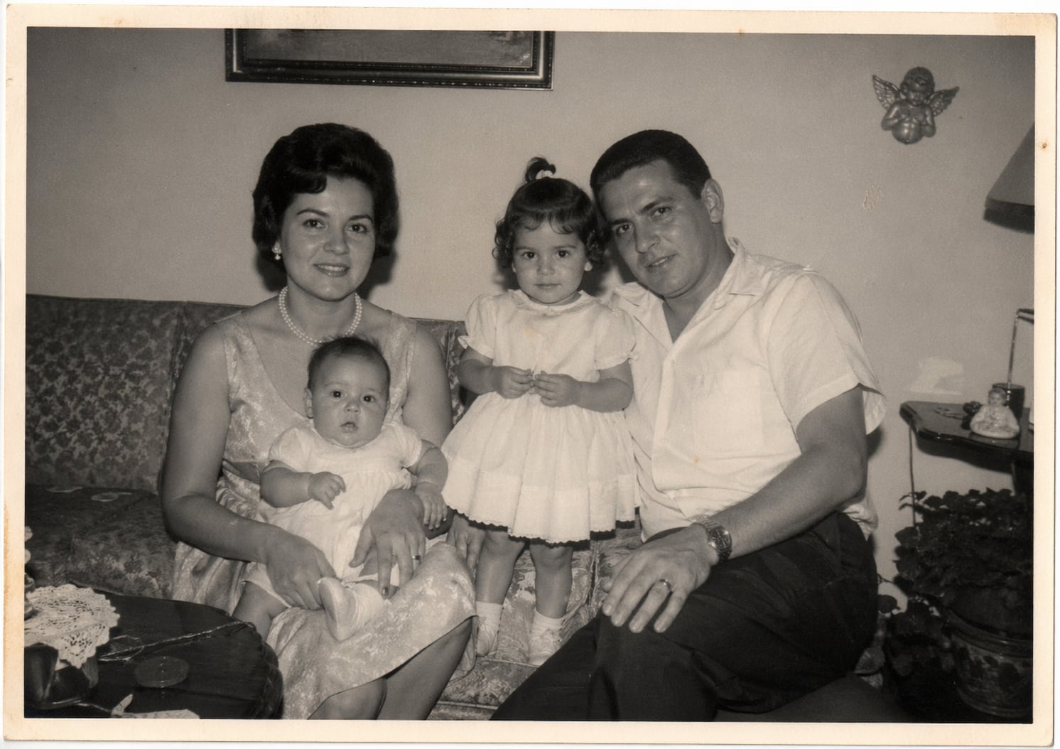 Expertos vinculan la crianza de los años 60 con mayor resiliencia, debido a experiencias tempranas sin intervención constante de adultos.