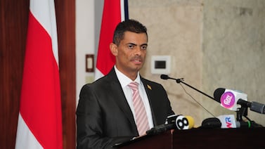 Surge extraña denuncia contra fiscal Carlo Díaz tras allanamientos en CCSS y Salud