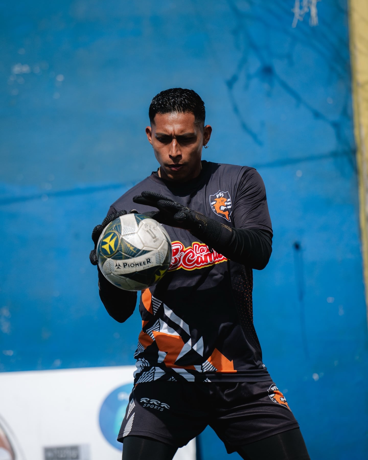 Adonis Pineda tiene 28 años y afirma sentirse contento por su llamado a la Selección de Nicaragua.