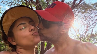 Mauricio Hoffmann y Majo Ulate mostraron cómo despiden en calma un caótico año: vea las fotos