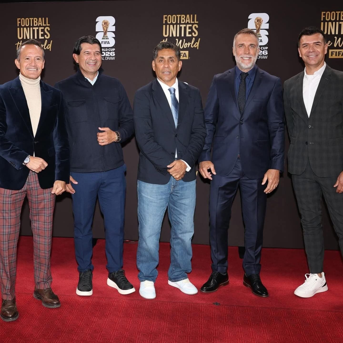 José Saturnino Cardozo
Luis Hernández
Jorge Campos
Gabriel Batistuta
Jared Borgetti
5 de diciembre
Cortesía: Municipal Liberia