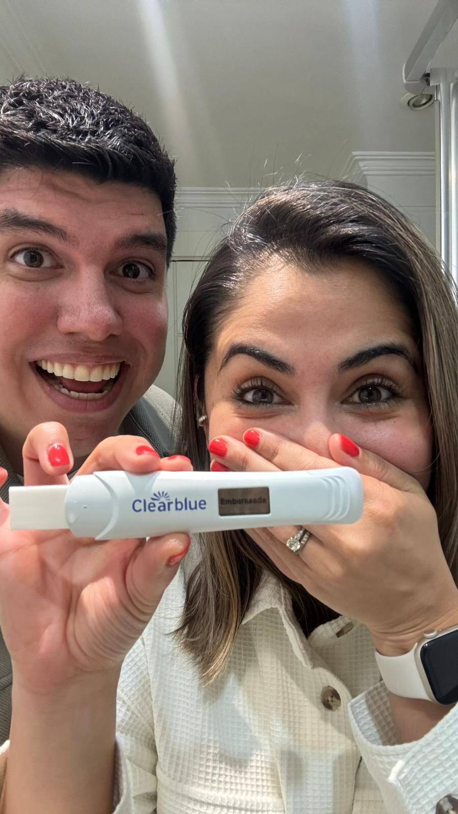 Gabriela Durán y Kevin Barrantes se enteraron de que serían padres en abril, apenas tres meses después de dejar de planificar, lo que los sorprendió gratamente.