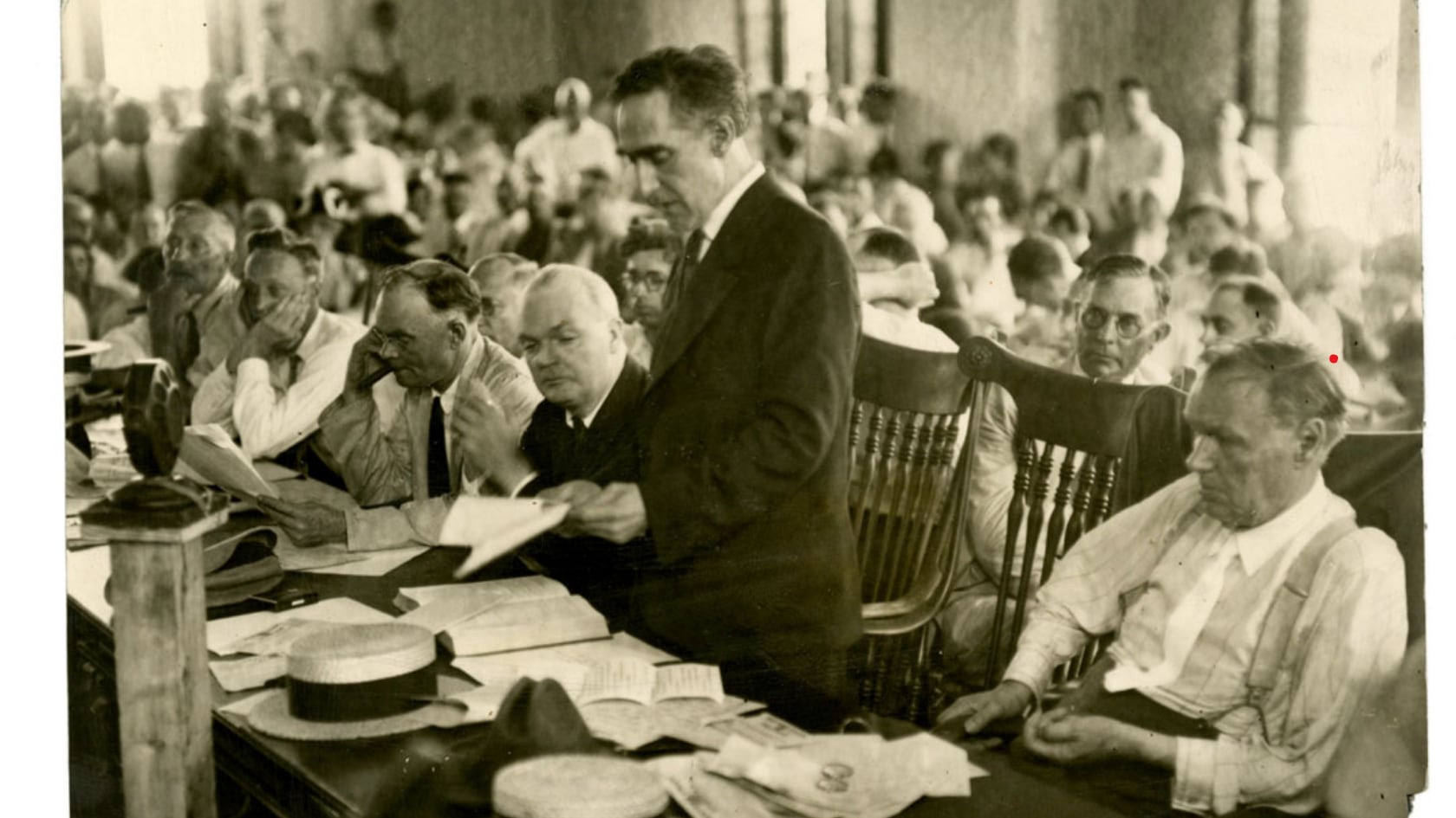 Hace 101 años, Tennessee prohibió enseñar evolución. El juicio contra John T. Scopes se convirtió en símbolo del choque entre ciencia y religión en Estados Unidos.