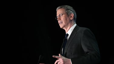 Estados Unidos ‘asfixia’ economía de Irán, afirma secretario del Tesoro
