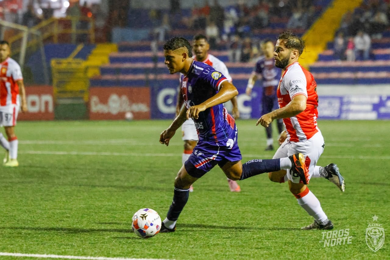 San Carlos vs Herediano
Torneo Clasura 2026
Brian Martínez
14 de agosto del 2026
Fotografía: San Carlos