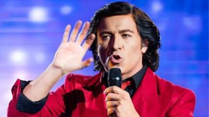 Lo que distingue a Marcelo no es solo su asombrosa habilidad para emular la voz de Camilo, sino también su capacidad para transmitir la emoción y el sentimiento.