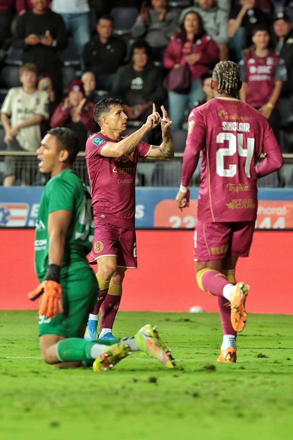 22/04/2026/ juego entere Deportivo Saprissa vs Guadalupe FC por la Liga a Promerica en el estadio Ricardo Saprissa/ foto John Durán