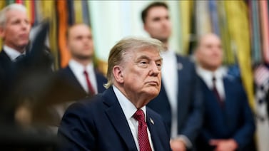 Tribunal determina que Trump puede eliminar exención arancelaria a paquetes pequeños