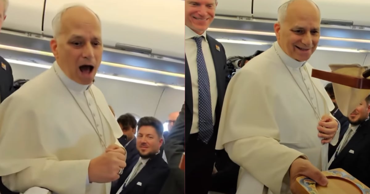 Café de Costa Rica y un chorreador artesanal sorprendieron al papa León XIV a bordo del avión papal rumbo a España.
