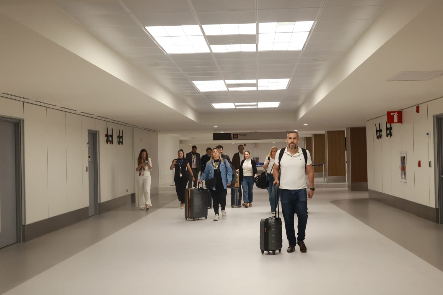 Así luce la nueva área externa de la terminal de llegadas del Aeropuerto Internacional Juan Santamaría.