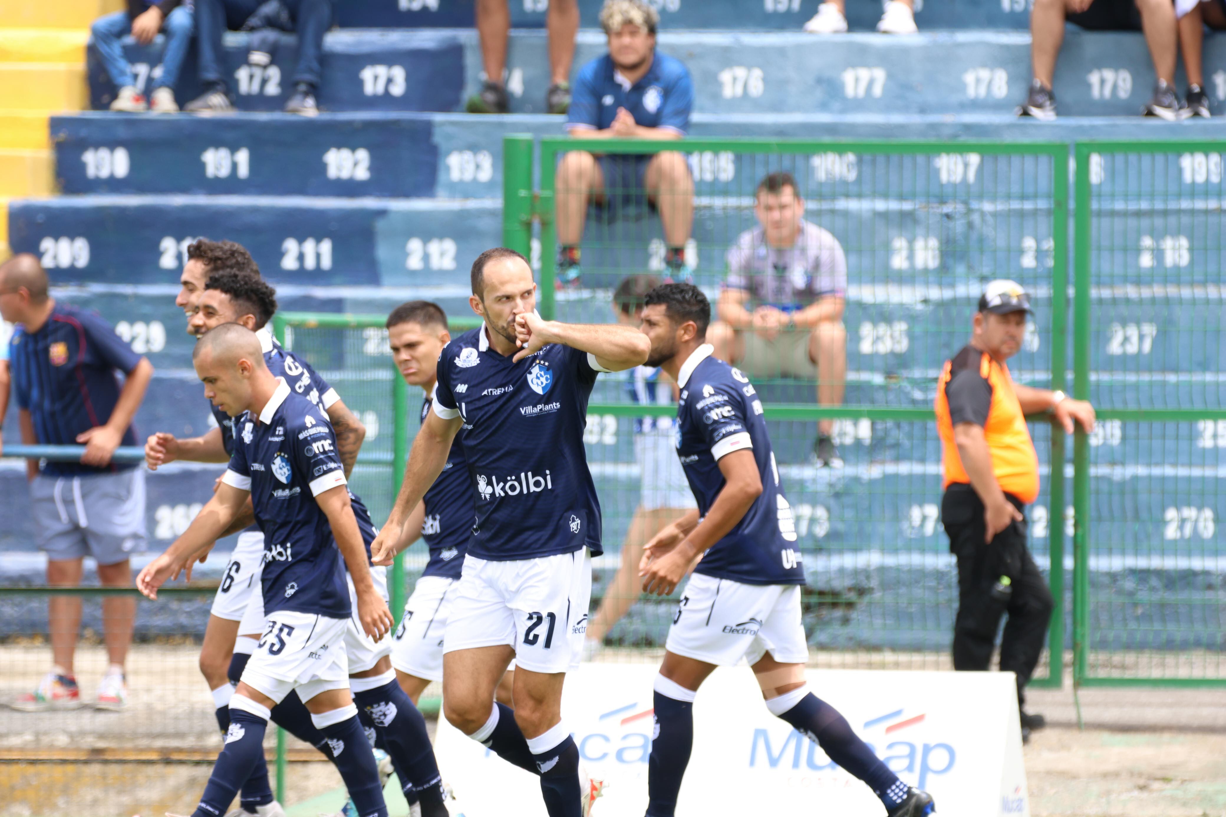 Cartaginés - Santos, estadio Fello Meza