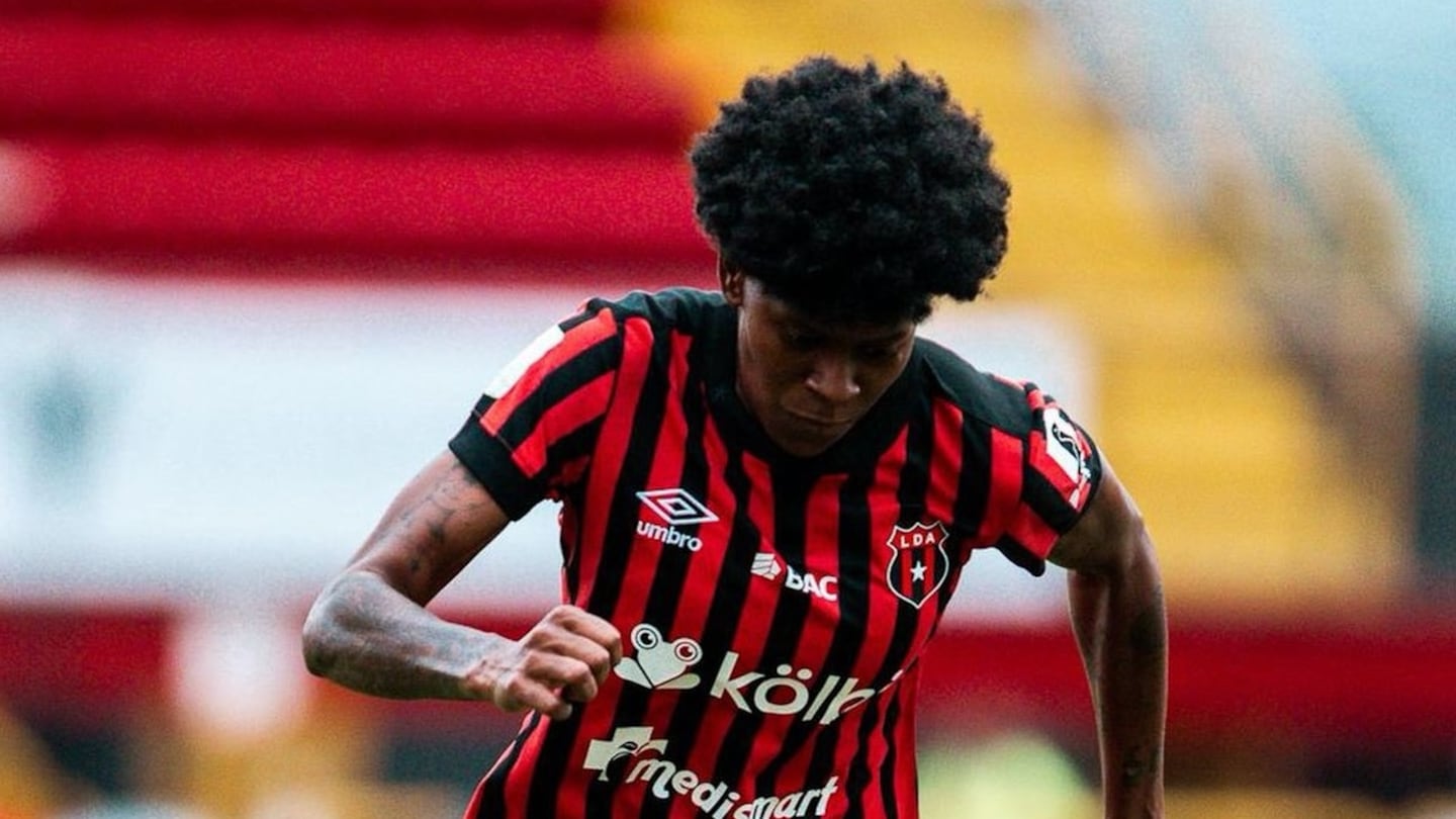 Alajuelense no deja de sufrir con lesiones graves: Natalia Mills irá al quirófano