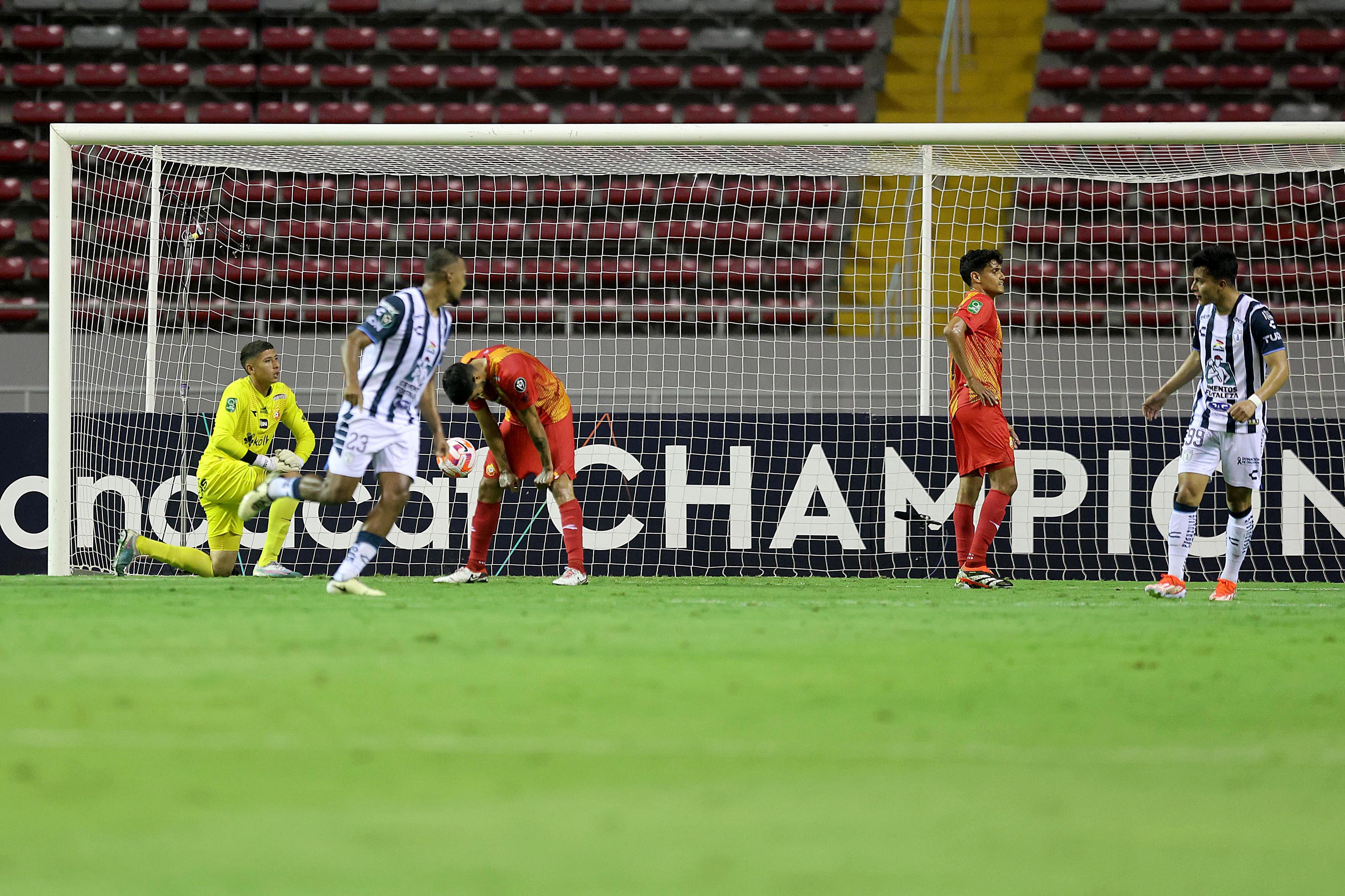 03/04/2024 Estadio Nacional, La Sabana. El Club Sport Herediano recibió al Pachuca, de Méxco, en el partido de ida de la serie de cuartos de final de la Copa de Campeones de Concacaf 2024. Foto: Rafael Pacheco Granados