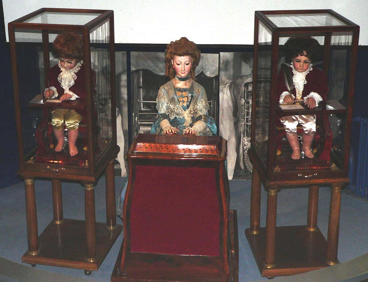Los autómatas de Jaquet-Droz, musée d'Art et d'Histoire de Neuchâtel.