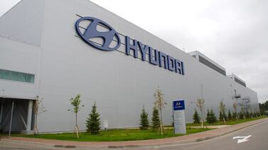 Cientos de trabajadores detenidos en una fábrica de Hyundai en Estados Unidos tras una redada de inmigración