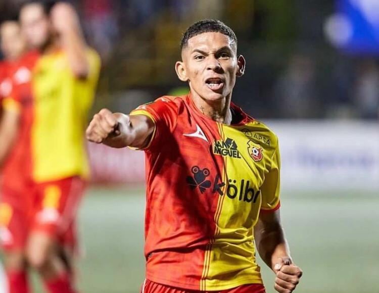 John Paul Ruiz
Exjugador del Herediano
Llega a préstamo del Aris Limassol de Chipre
Tomada Facebook John Paul Ruiz
24 de mayo del 2024
Tomada Facebook John Paul Ruiz