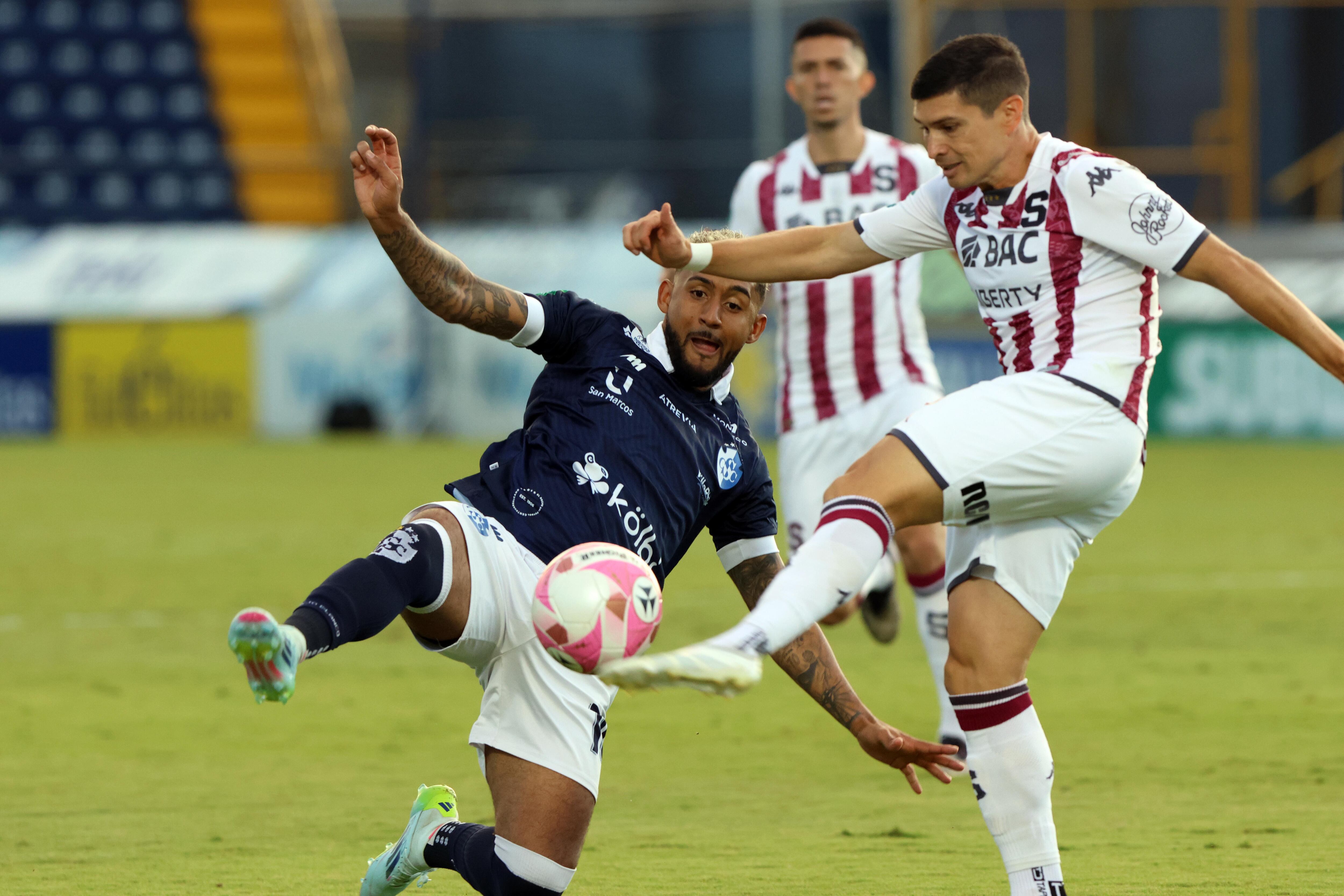 Partido Cartago Saprissa