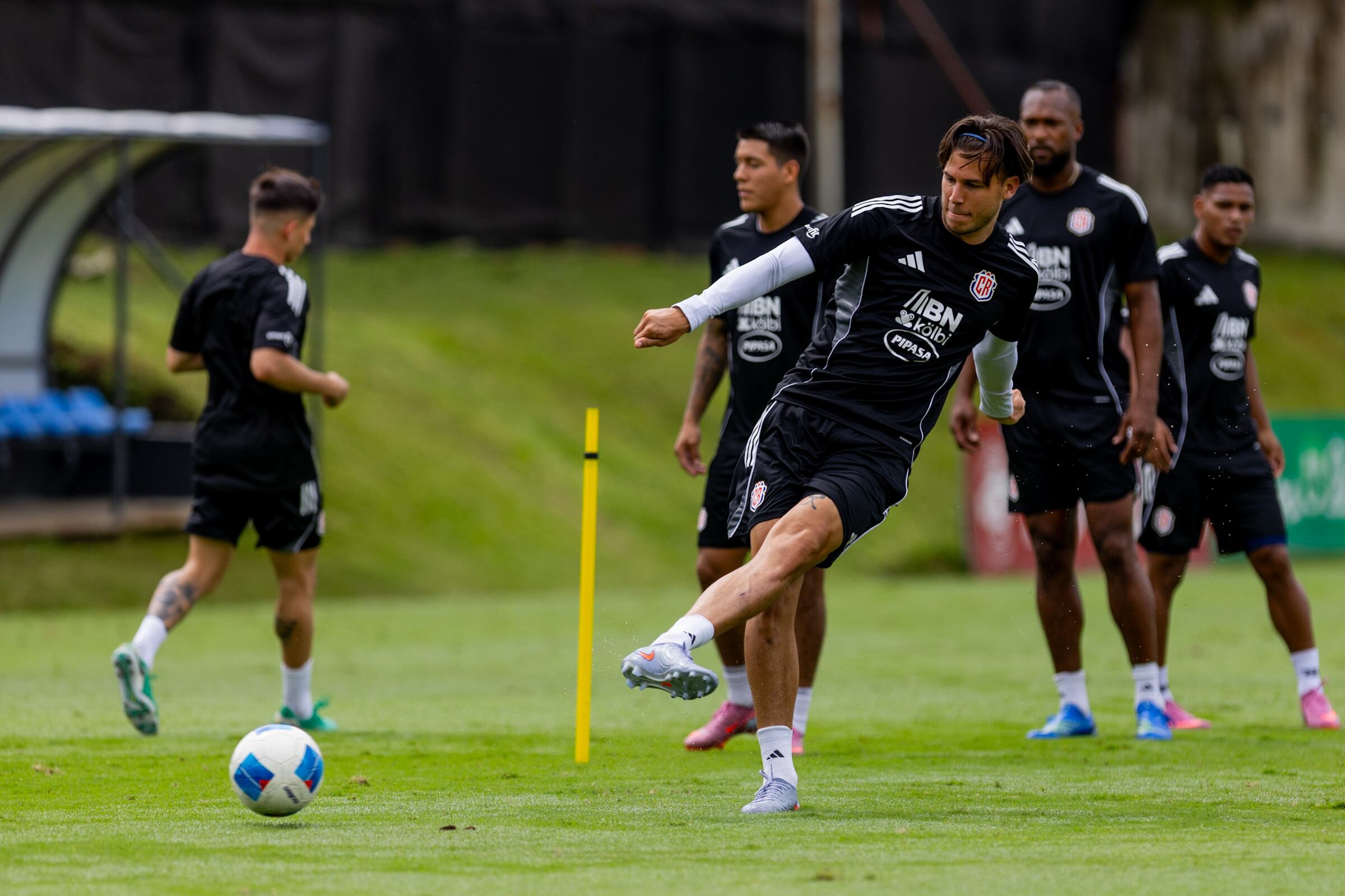 Kendall Waston fue uno de los jugadores que retornaron a la Selección de Costa Rica.