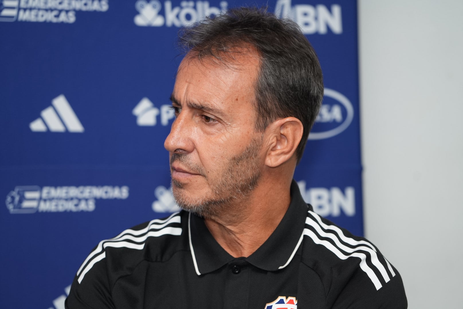 Fotos del entrenador de la Selección de Costa Rica Fernando Batista / foto Lilly Arce