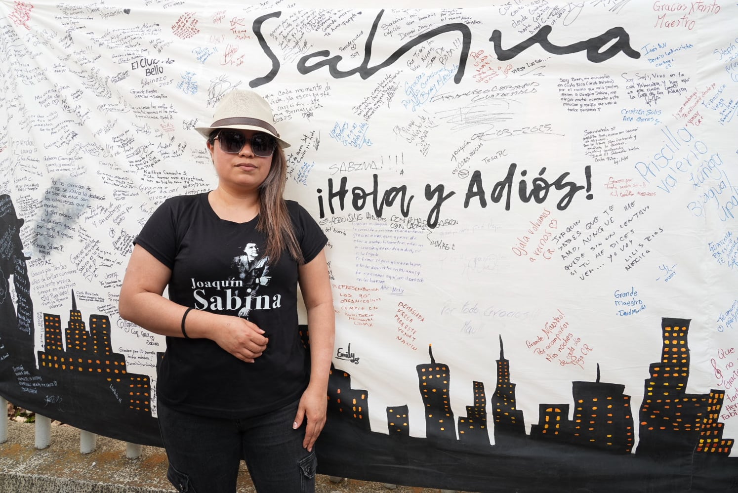 08/03/2025. Concierto de Joaquín Sabina. Estadio Nacional, San José. Fotografía: Lilly Arce. En la fotografía: Tatiana Solano.