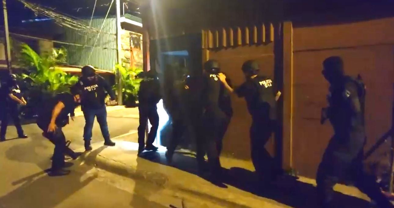 Allanamiento los Paveños