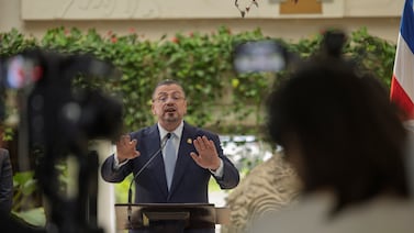 Rodrigo Chaves admite llamada a asesora que denunció al diputado Fernando Obaldía, pero niega haberle ofrecido un puesto