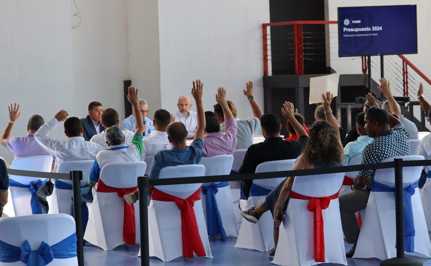 La Asamblea extraordinaria de la Federación Costarricense de Fútbol aprobó por unanimidad el presupuesto establecido para el 2024.