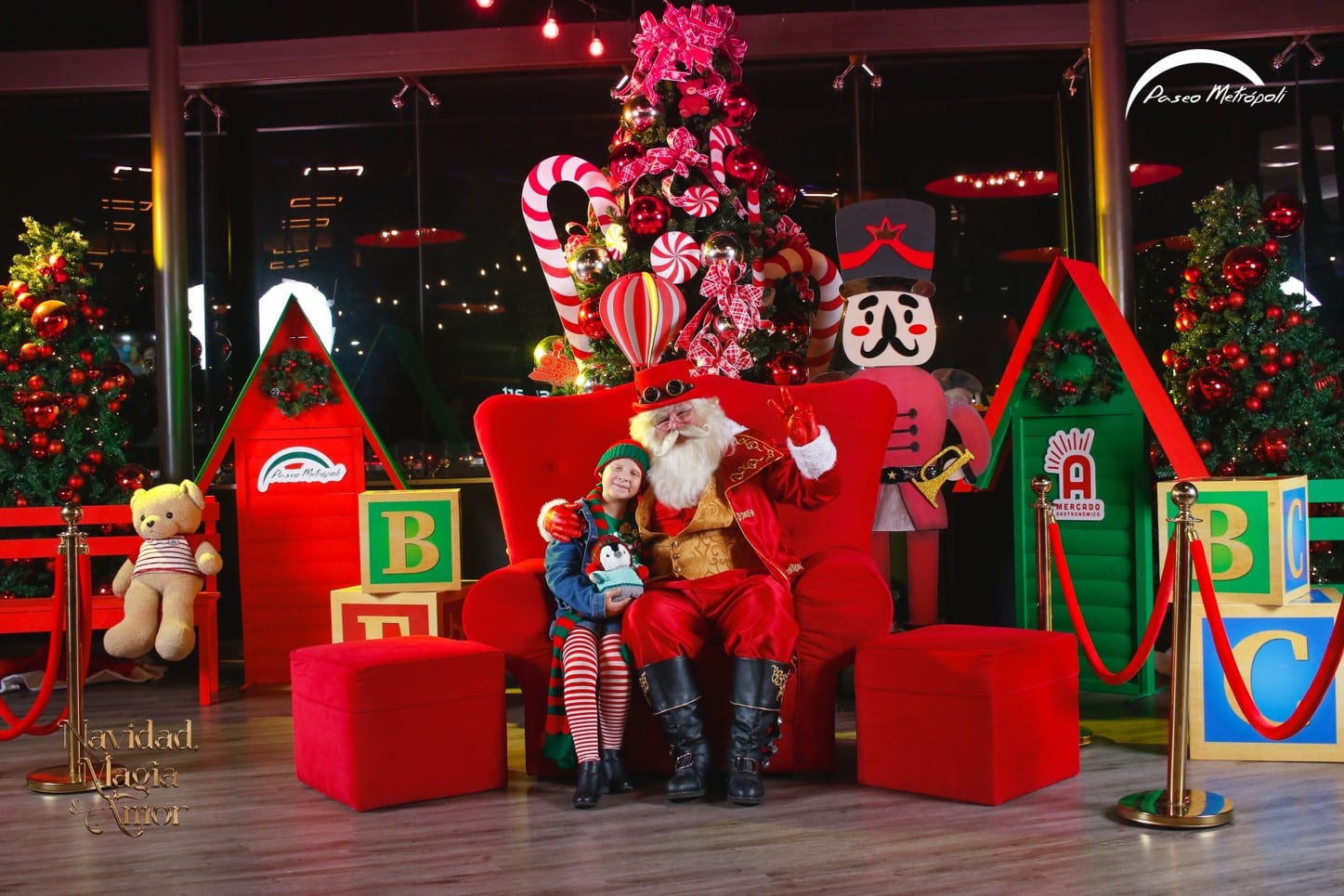 Paseo de las Flores y el Mall Paseo Metrópoli tendrán fotografías con Santa este fin de semana.