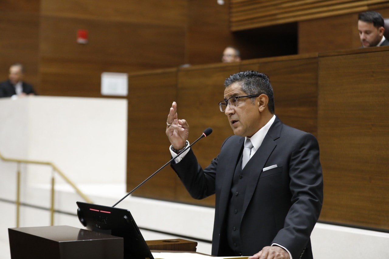 Imágenes del plenario de la Asamblea Legislativa durante la sesión solemne del 1 de mayo de 2026.