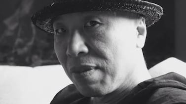 China condena a artista a tres años de prisión por criticar a ‘héroes’