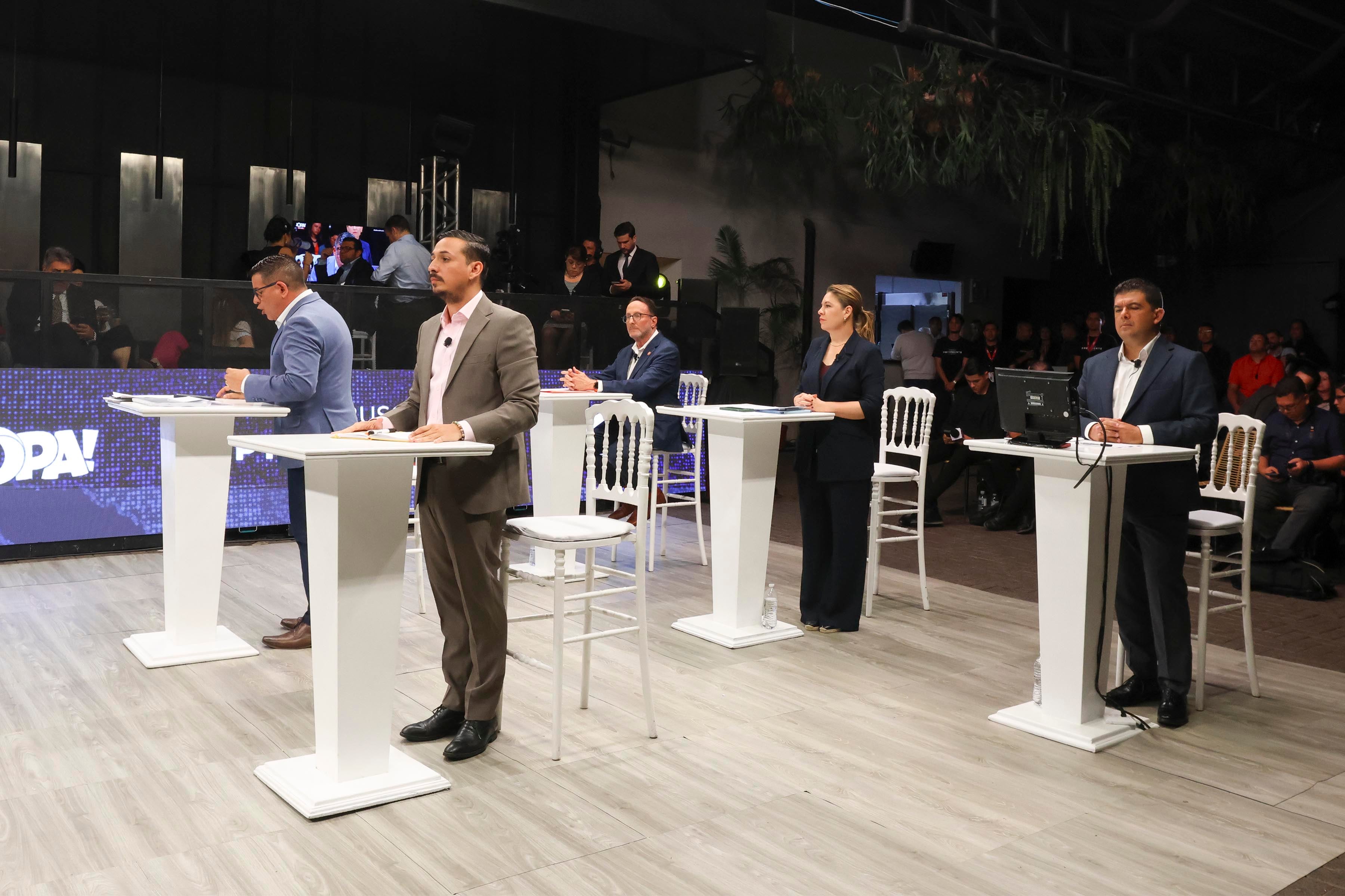 Debate Se Busca Presidente