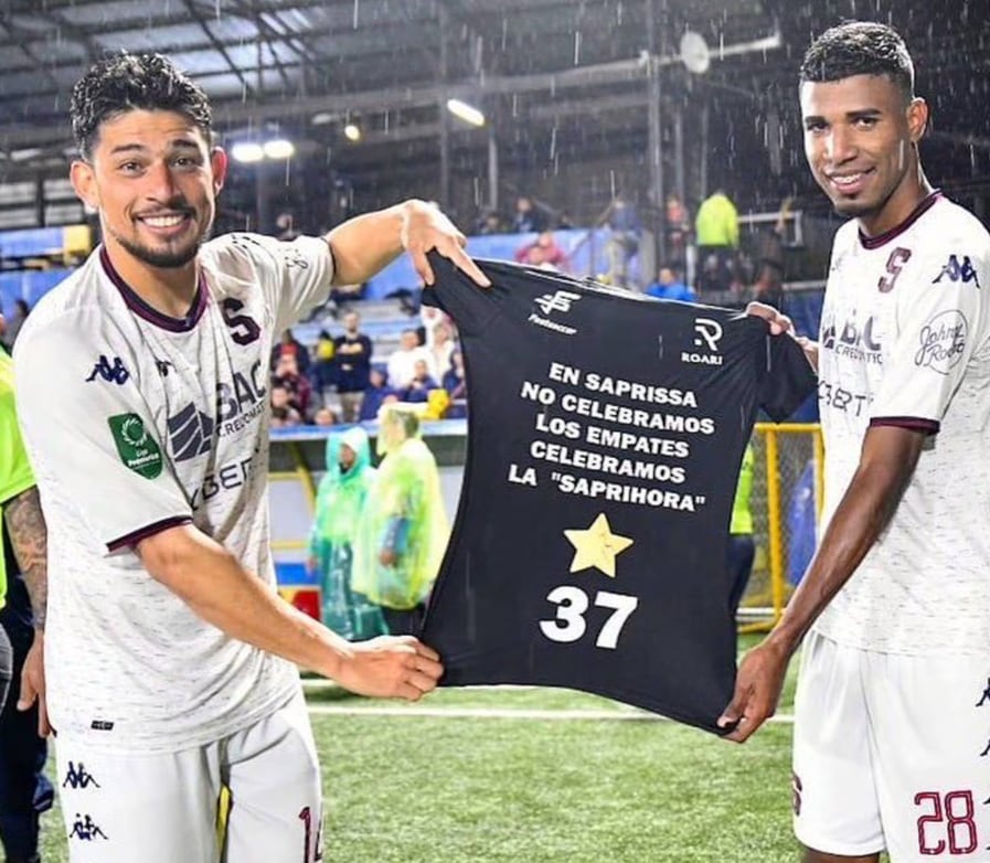 Ariel Rodríguez
Camisetas picantes
Torneo Clausura 2024
Título 40
26 de mayo del 2024
Facebook Ariel Rodríguez