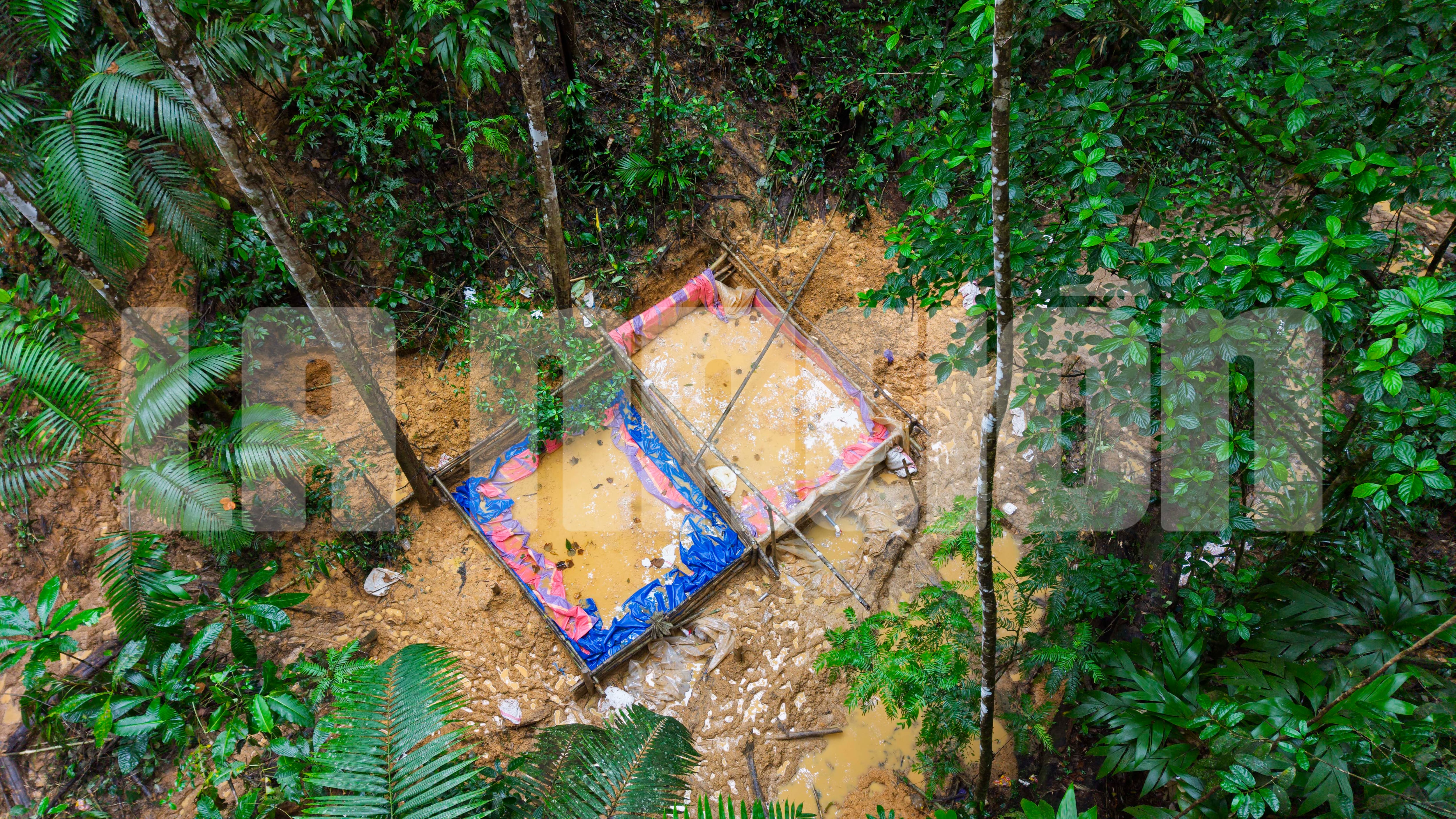 Mineria Ilegal Conchudita / Marca de Agua LN