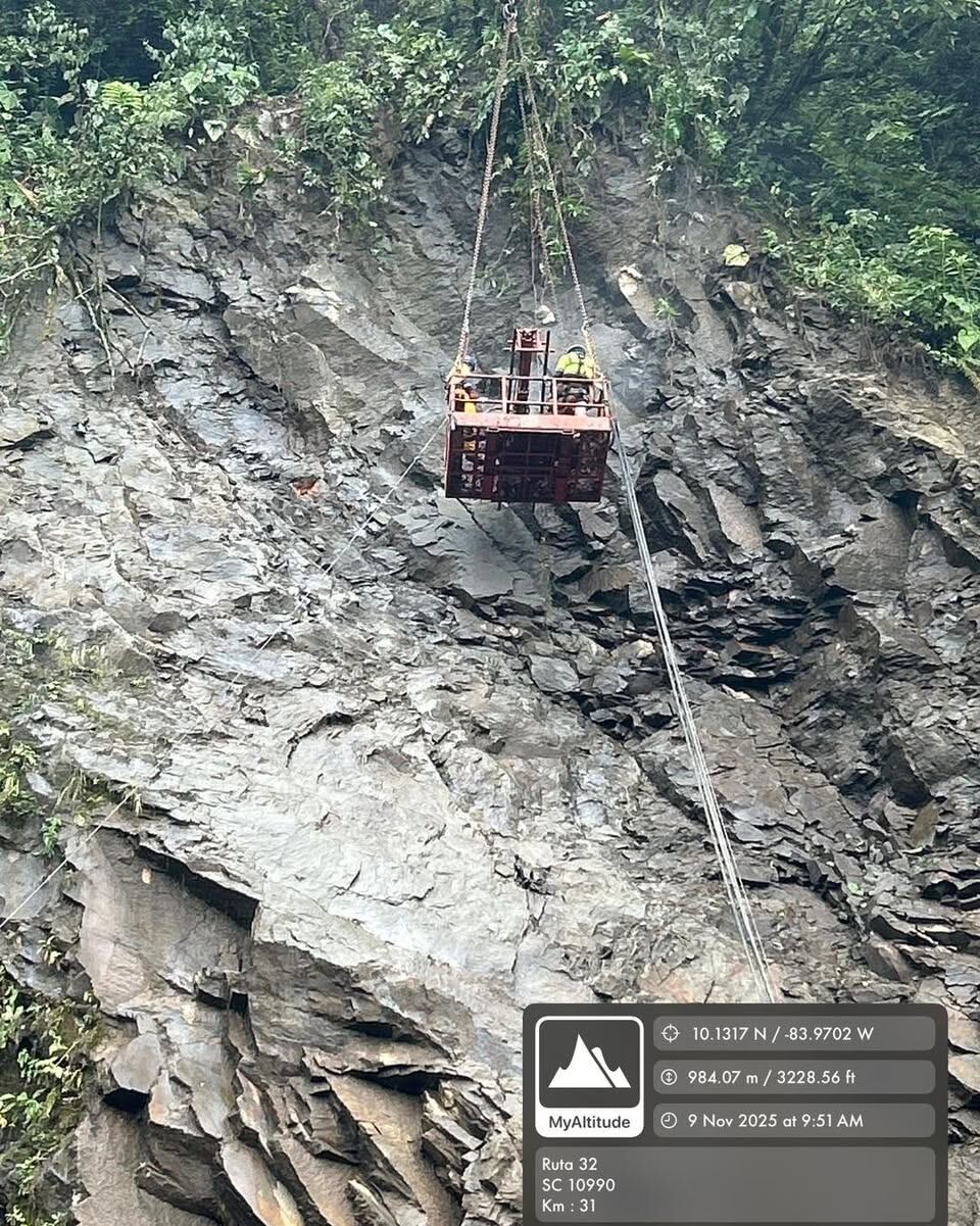Ministerio anunció el jueves que volarían una piedra de 2.500 toneladas que amenaza el paso por la carretera; no obstante, los planes no podrán ejecutarse